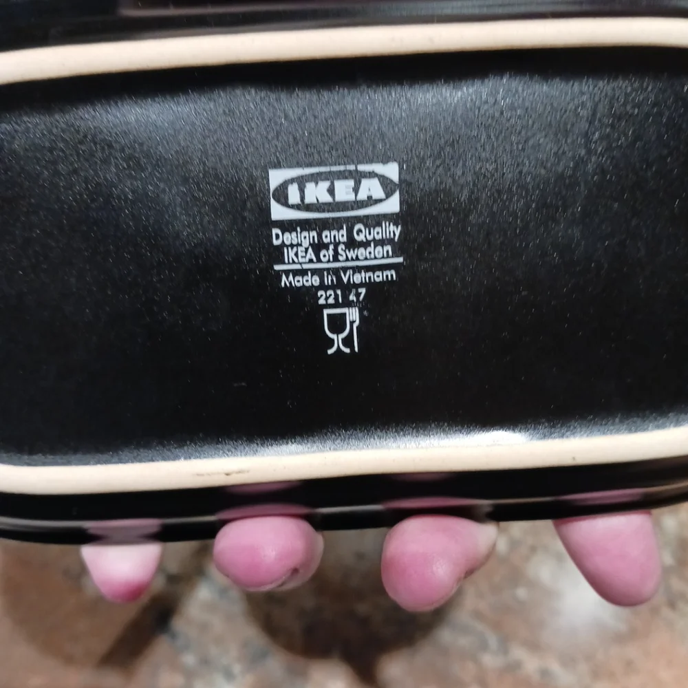 Ikea 2pc. Black & White Oblong Untensil/Soap Tray Set. #22147- 3.75in.x7.5in.